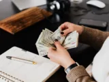 How to Manage Side Hustle Income in Your Budget